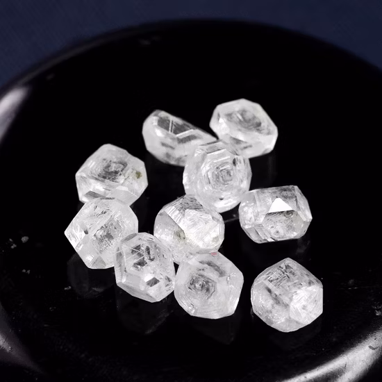 Moissanite sfusa all'ingrosso disponibile in diversi colori, dimensioni e tagli Moissanite colorata unica per l'alternativa al diamante